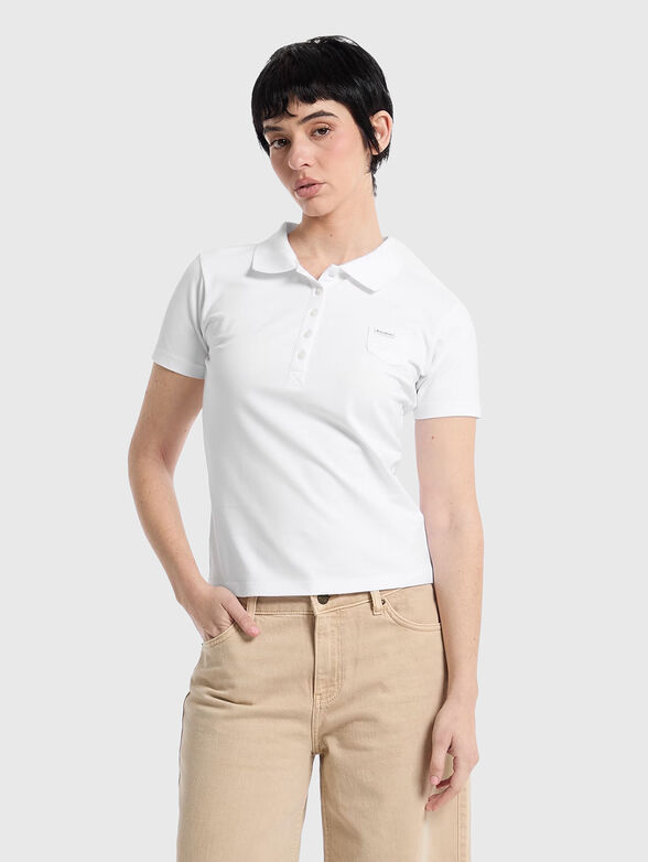 Polo shirt with short sleeves and buttons - 1