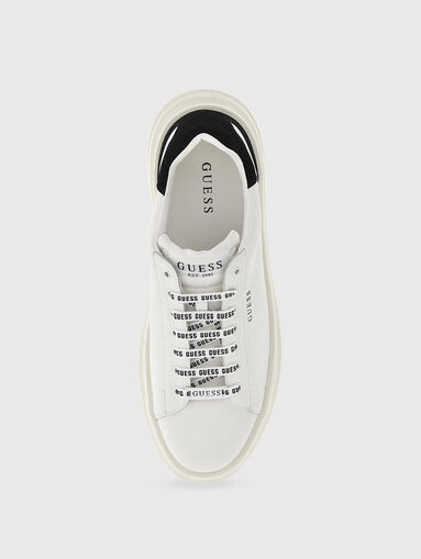 Sneakers with accent laces  - 5