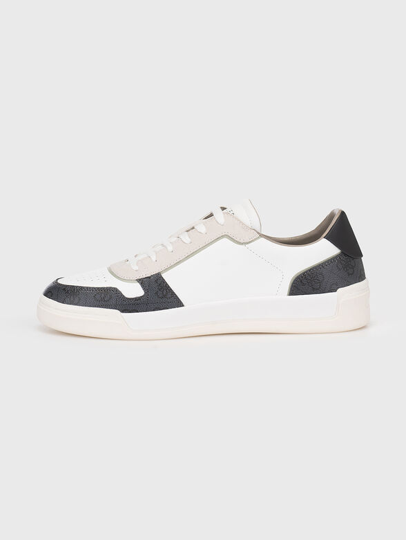 Sports shoes with coloured insert - 4