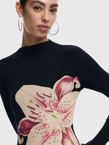 Midi dress with long sleeves and floral print - 2