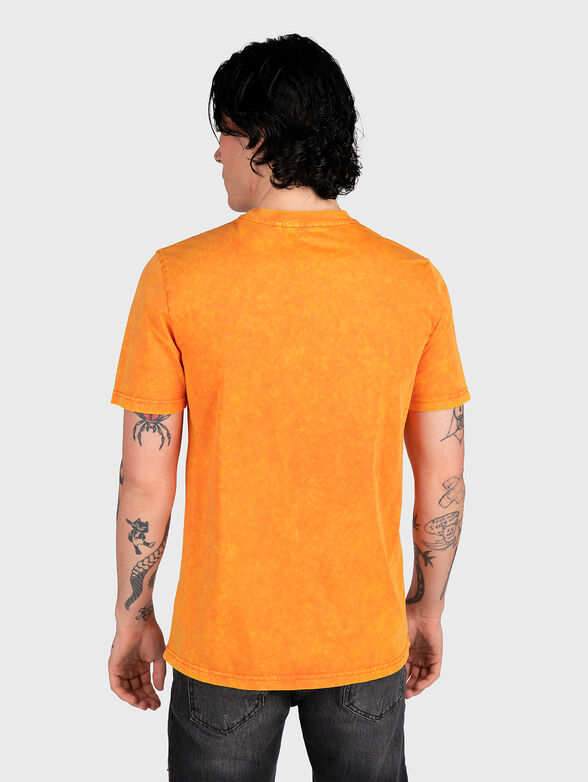 T-shirt with embossed appliqué - 2