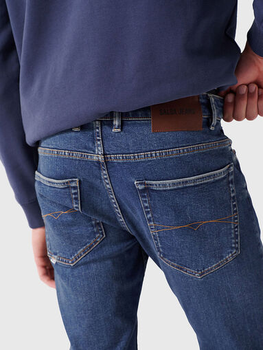 Slim jeans with logo patch - 3