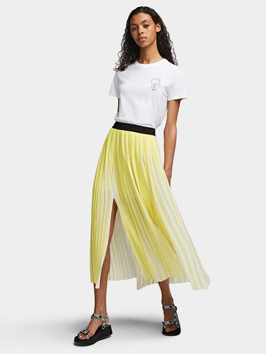 Pleated skirt in yellow - 4