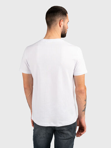 Slim fit T-shirt with contrast print - 3