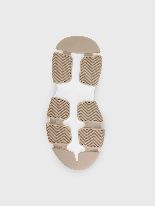 Beige sneakers with contrasting logo - 5