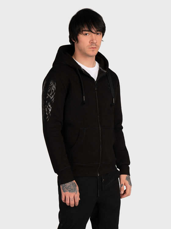 HZ018 black sweatshirt with print on the back - 1