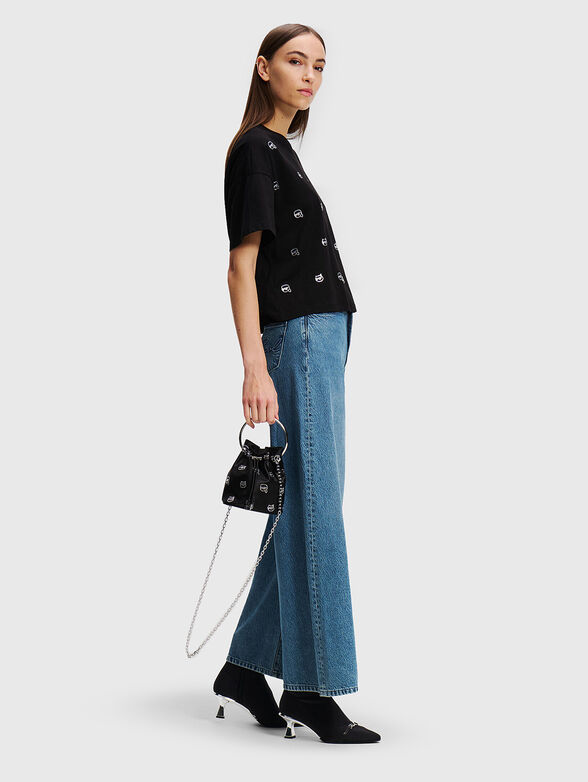 Blue jeans with accent embroidery - 4