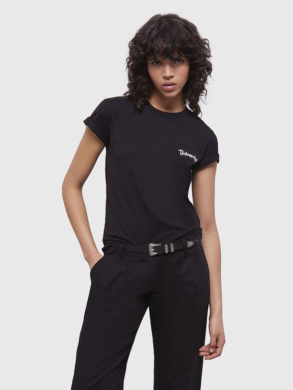 T-shirt with accent embroidery on the back - 1
