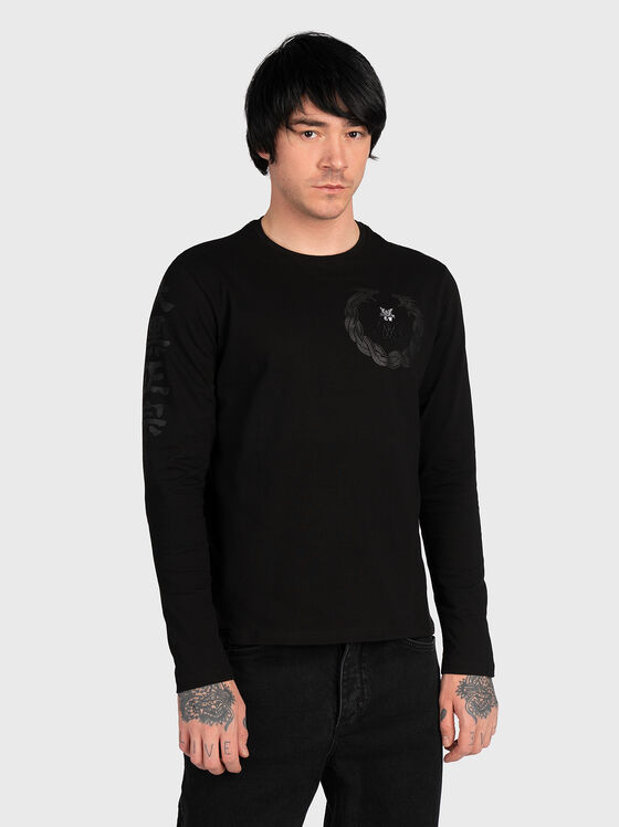 Μαύρη μπλούζα TL017 με μακρύ μανίκι και στάμπα - 1
