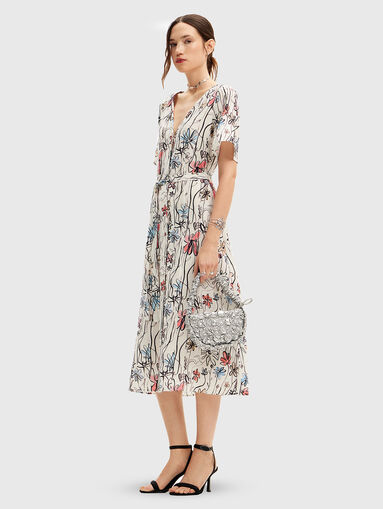 Dress with floral print and belt - 4