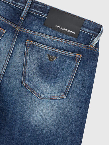 Blue jeans with washed effect - 2