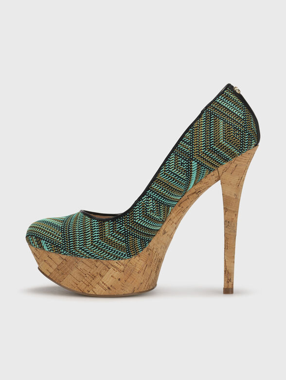 Heeled shoes in black color - 4