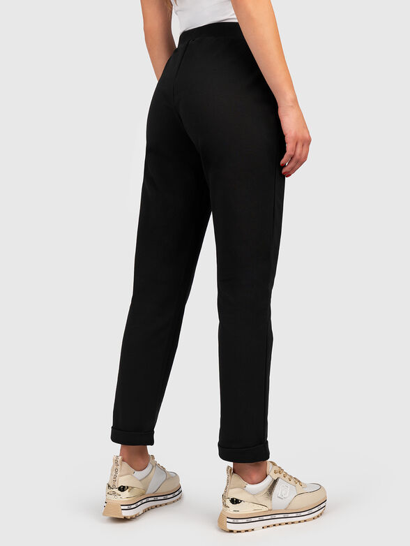 Sweatpants with golden details - 2