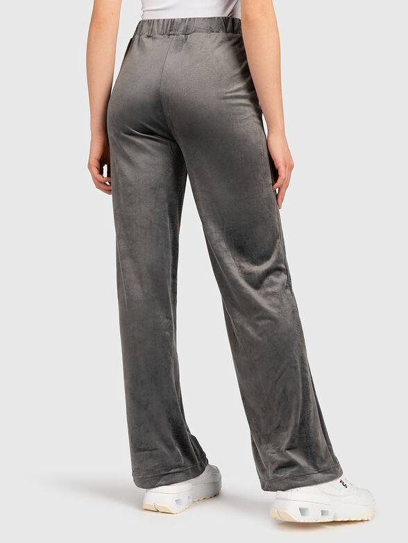 CLAMECY grey sports pants with logo accent - 2