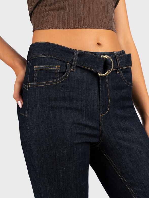 Dark blue jeans with belt - 4