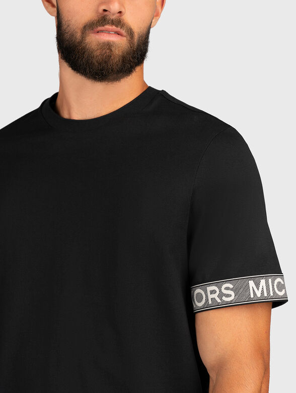 Black T-shirt with accent sleeves - 4