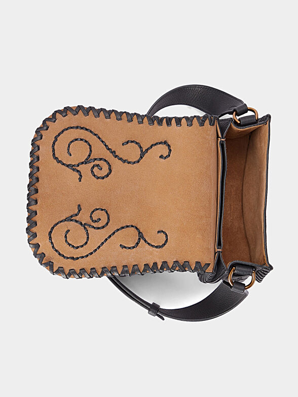 Crossbody bag with art details - 4