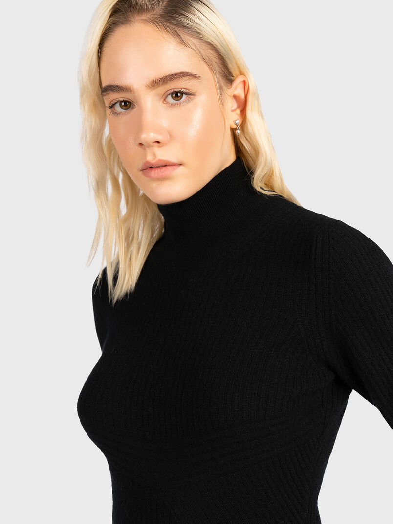 Wool and cashmere blend sweater in black color - 3