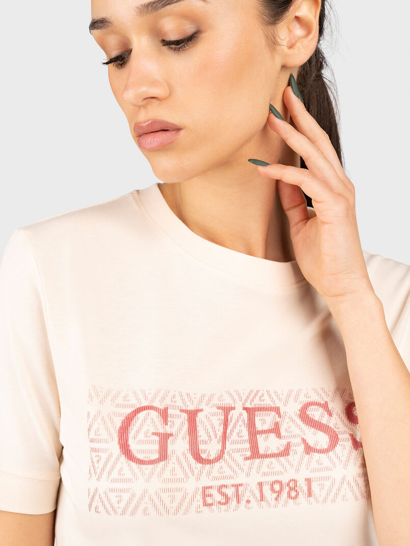 Black T-shirt with contrasting logo  - 3