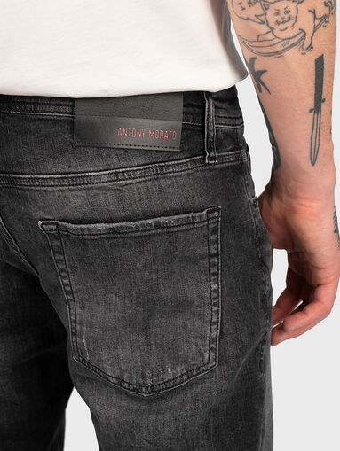 GEEZER black jeans with bleached effect - 3