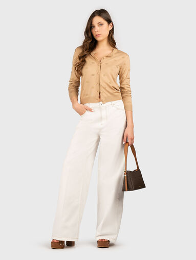 High waisted jeans with accent stitching - 4