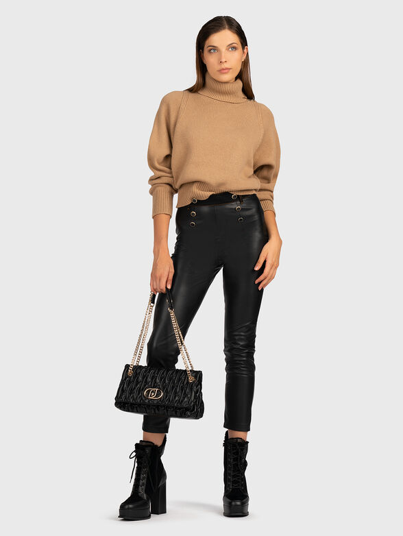 Beige bag with logo accent - 2
