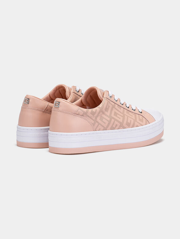 Sneakers with micro perforations - 3