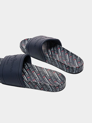 Beach slides with logo - 4