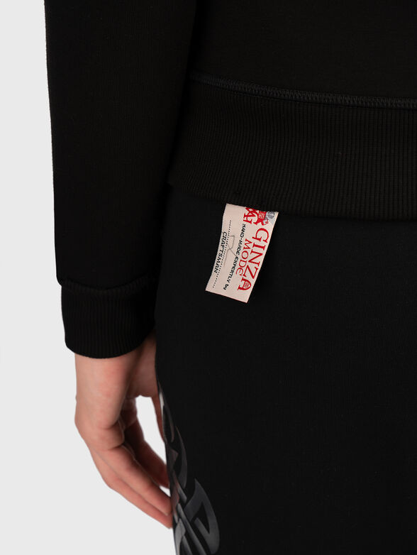 Black sweatshirt with contrast print  - 3