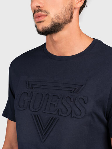 Dark blue cotton Т-shirt with embossed logo - 5