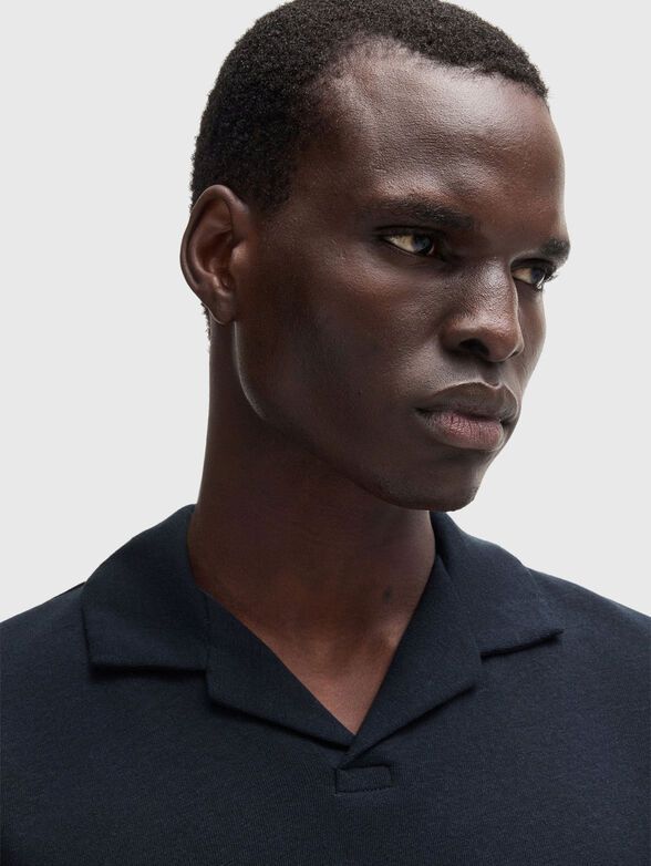 Cotton polo shirt with side slits - 4