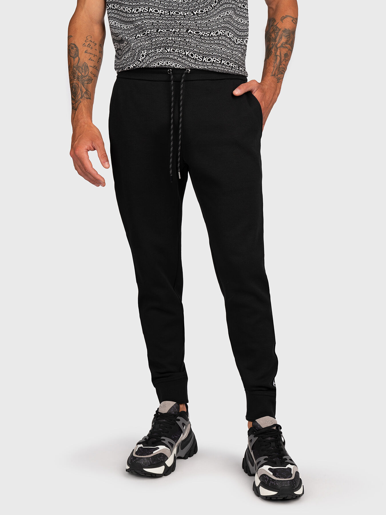 Joggers and Sweatpants | Ηλεκτρονικό κατάστημα | Τιμές
