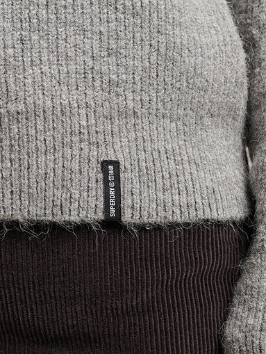 ESSENTIALS grey sweater with ribbed crew - 4