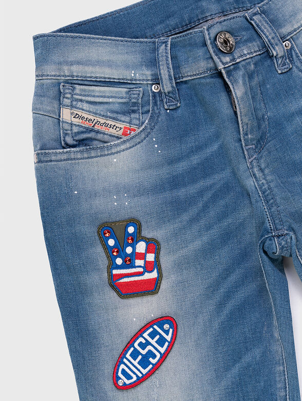 Jeans with patches - 3
