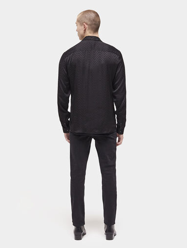 Black shirt with print - 3