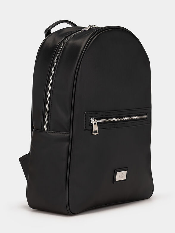 Black backpack with metal logo detail - 4