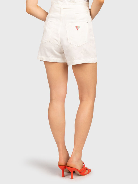 JANNA shorts with accent embroidery - 2