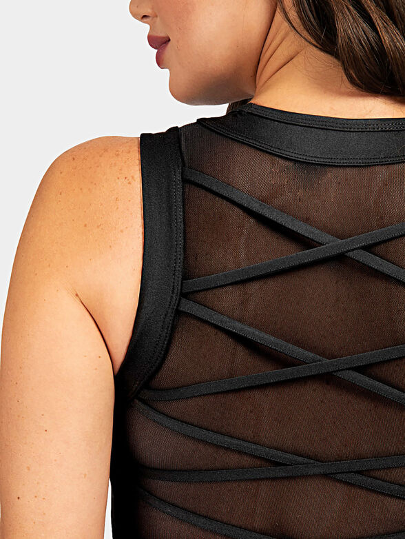 Cropped sports top with mesh back - 4
