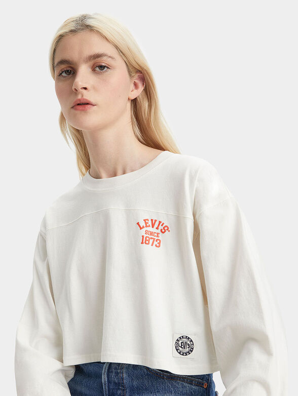 Levi’s® cropped white blouse with logo accent - 4