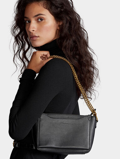 SLOANE black crossbody bag with golden chain - 4