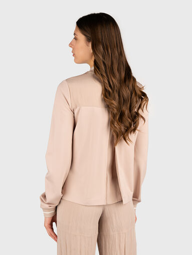 Sweatshirt with accent back - 3