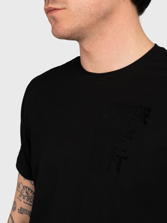 GMTS143 cotton blend T-shirt in black color - 4