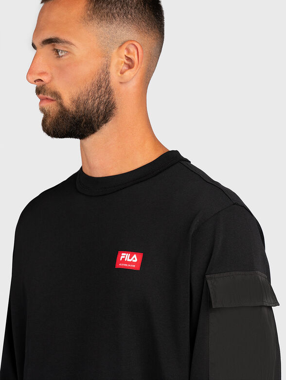 TERUEL black sweatshirt with accent pocket and logo - 6