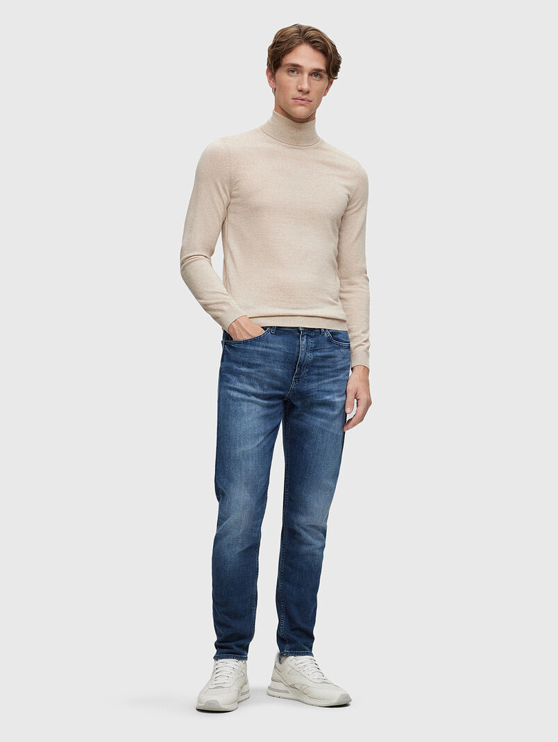 Blue jeans with washed effect - 3