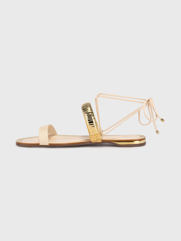 Beige flat sandals with gold accent - 4