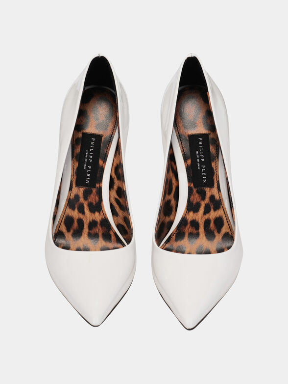 Beige high-heeled shoes with logo accent - 6